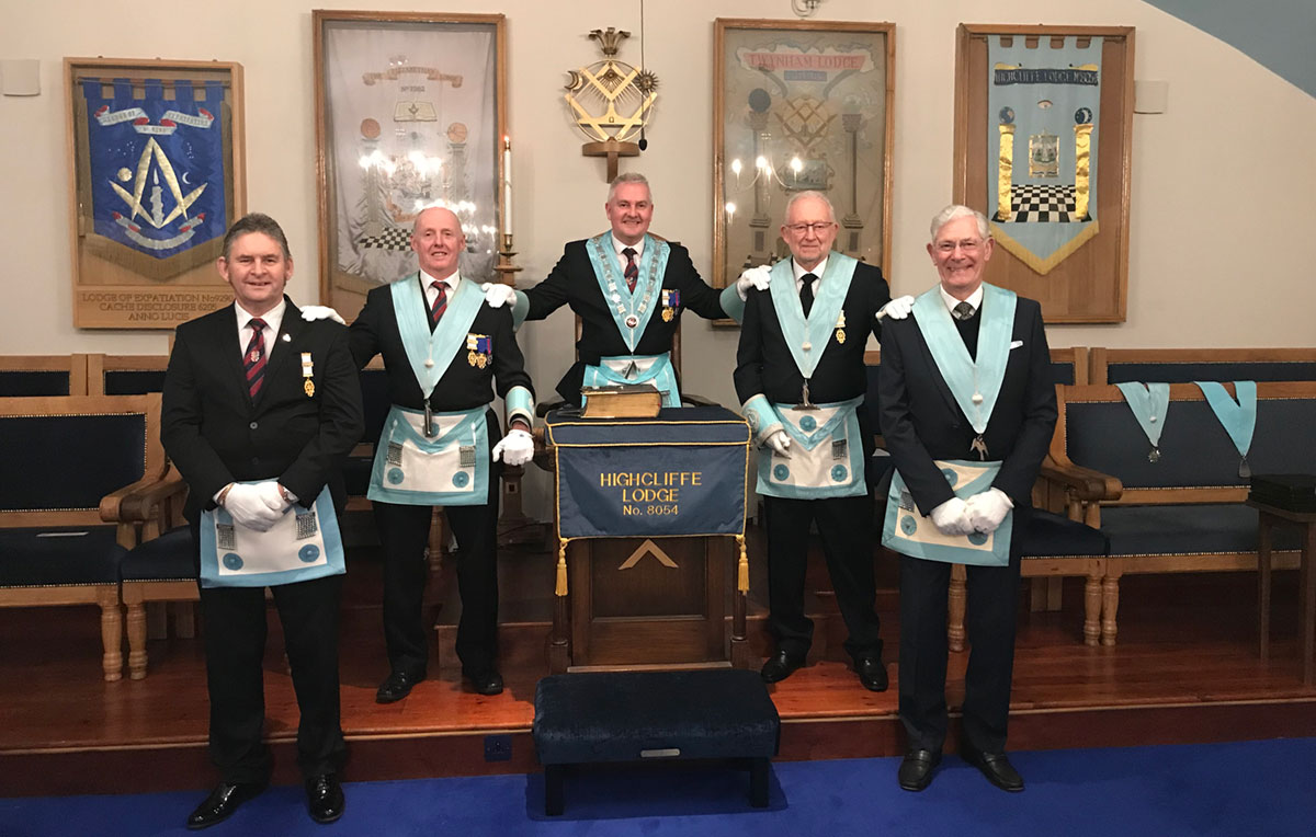 Master of Highcliffe Lodge 8054 with his Officers